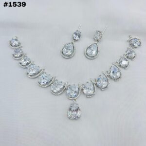 New American Diamond Zircon Round Set +Earings