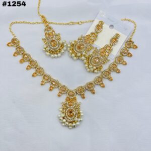 New Beautiful Designer Round Set +Earings +Bindia
