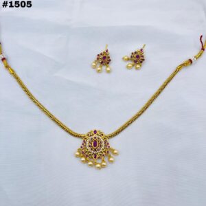 New Beautiful South Indian Round Set +Earings +Bindia
