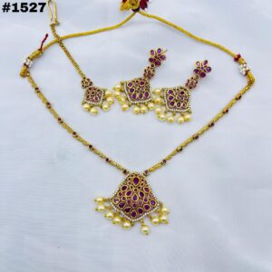 New Beautiful Designer South Indian Round Set +Earings +Bindia