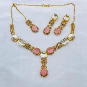New Beautiful Designer Kundan Round Set +Earings +Bindia