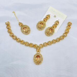 New Beautiful Designer Round Set +Earings +Bindia